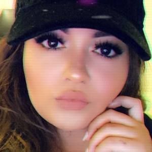 Meet your Posher, Reesie